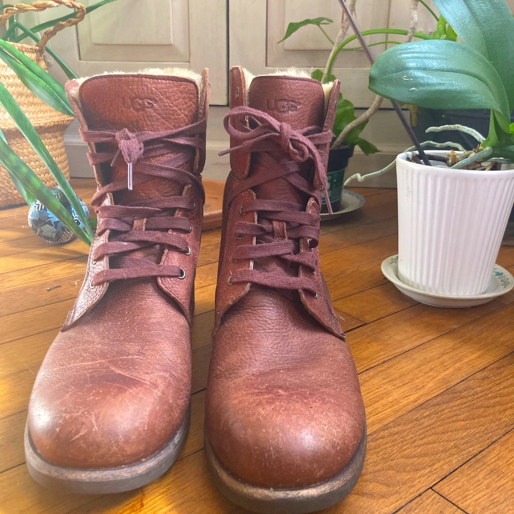 UGG Brown Larus Lace Up Shearling Lined Moto Boots 12
